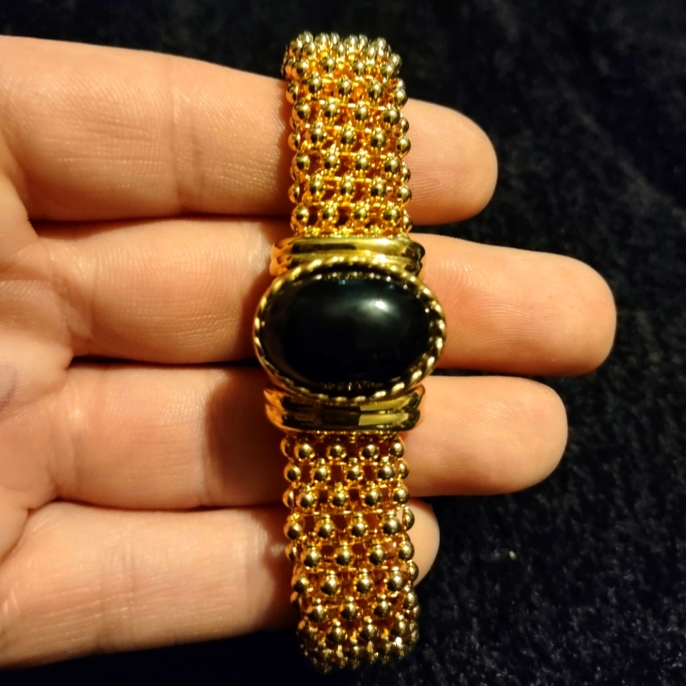 VNTG. GOLD MAG. BRAVELET